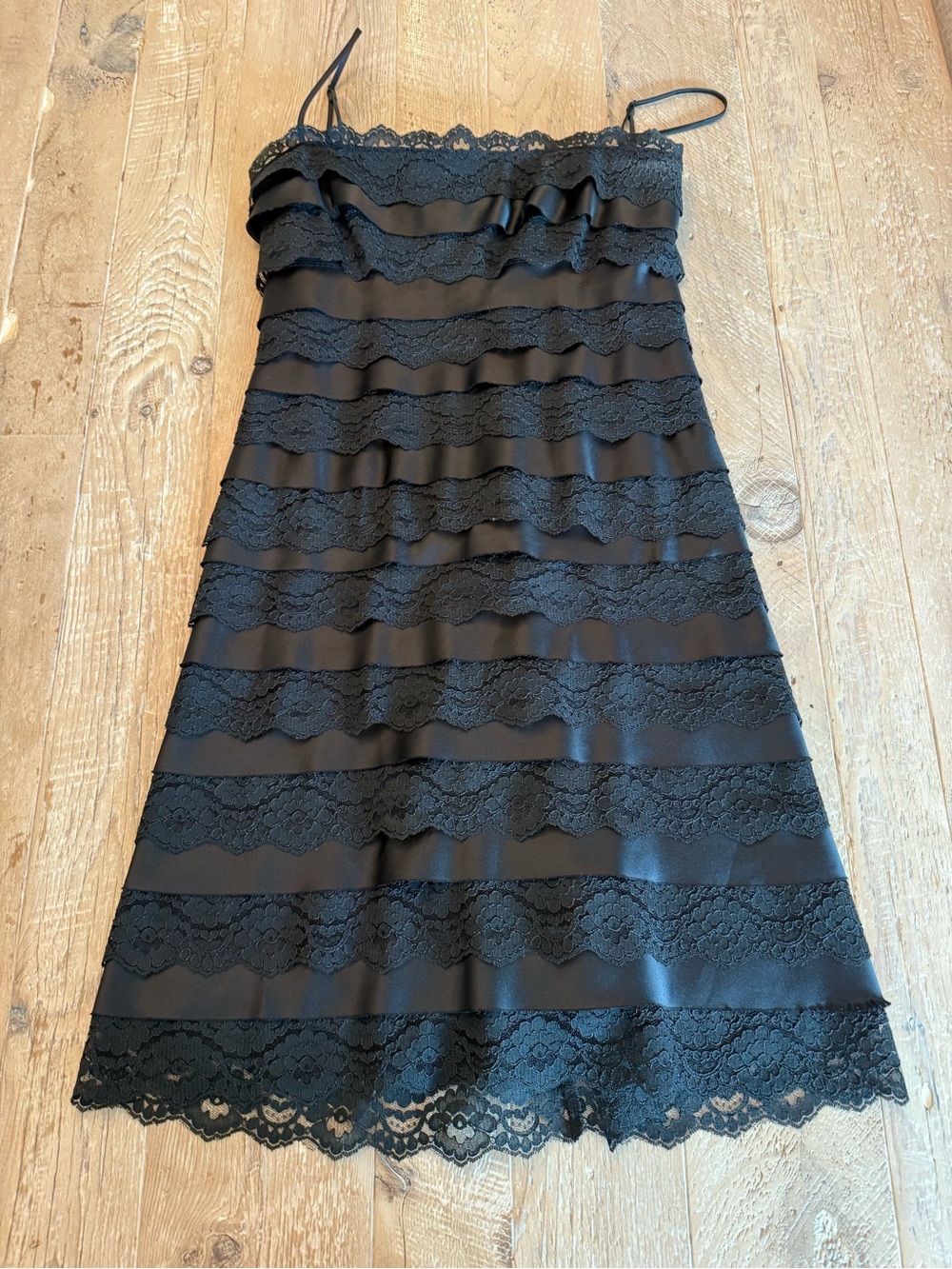 Tadashi Shoji Vintage Made in USA Strapless Lace Tiered Dress Size 10